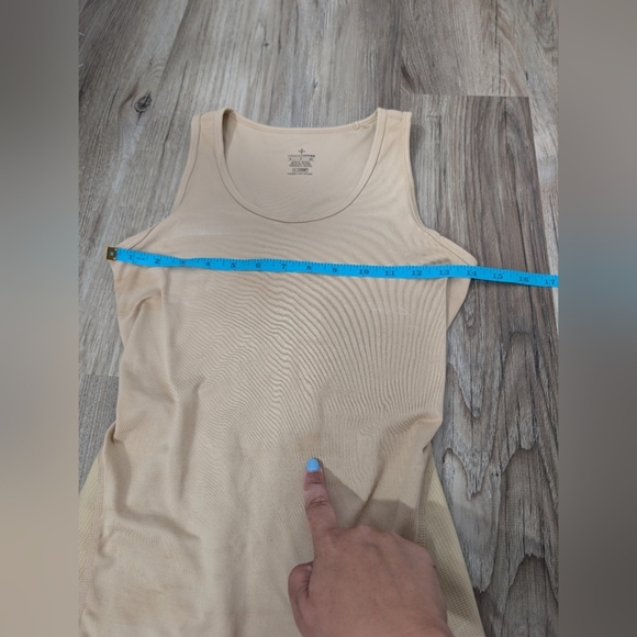 Tommie Cooper Women's Small Low Back Support Tank Top, Nude, Under Garment - Picture 4 of 10